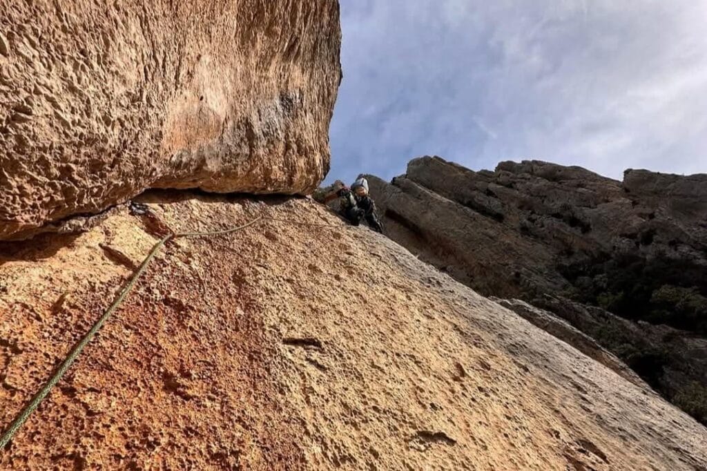 Escalada en el Puig Campana - Destino Climbing 4