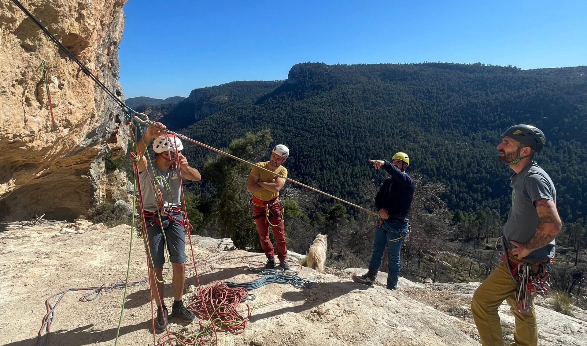 Formación de maniobras de cuerda en la tecnificación en escalada