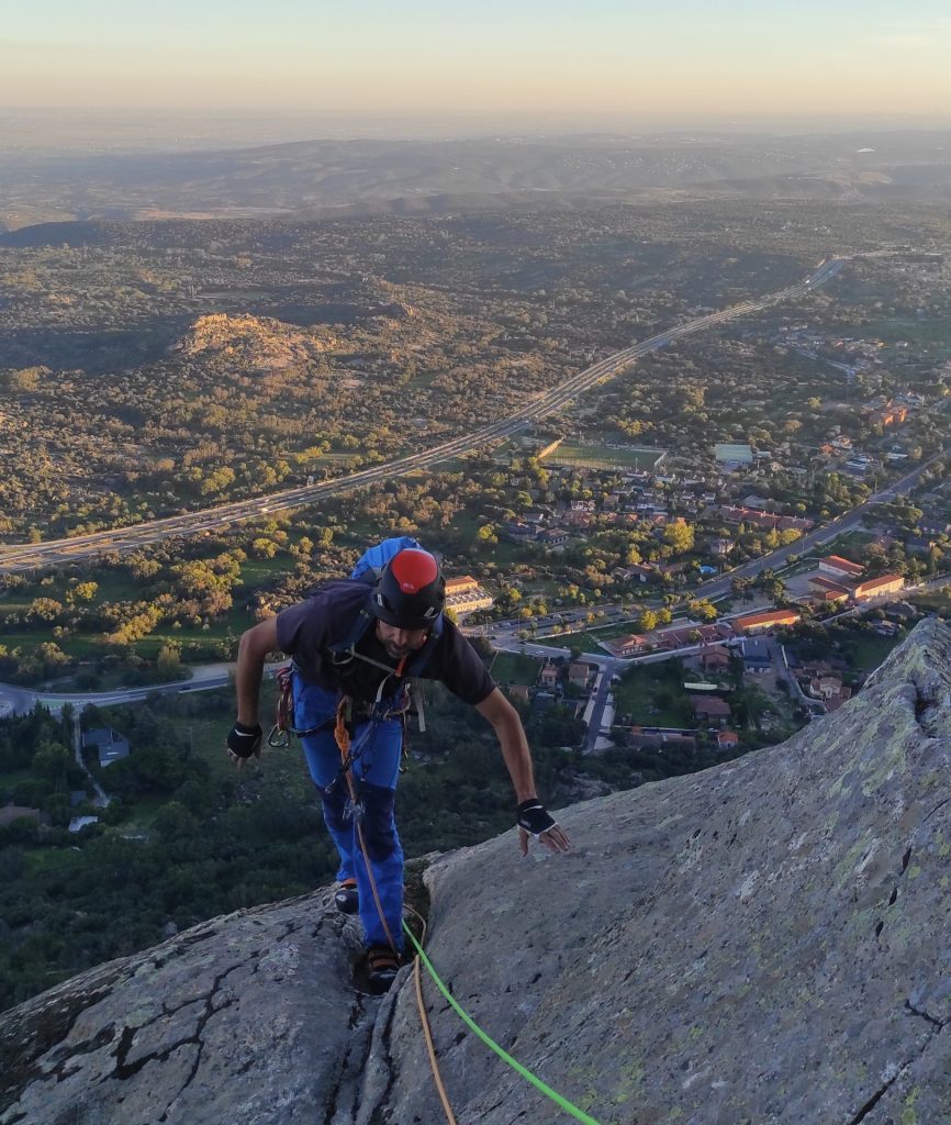 Escalada en el Pico de la Miel - La Cabrera Madrid