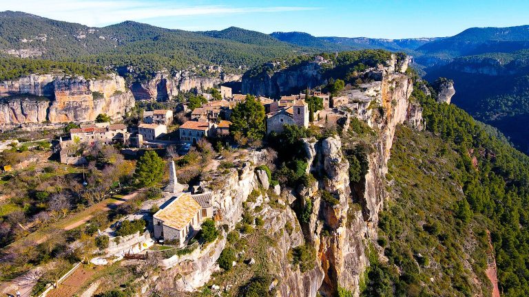 Escalada en Siurana: la guía completa de sectores, vías, acceso y normas
